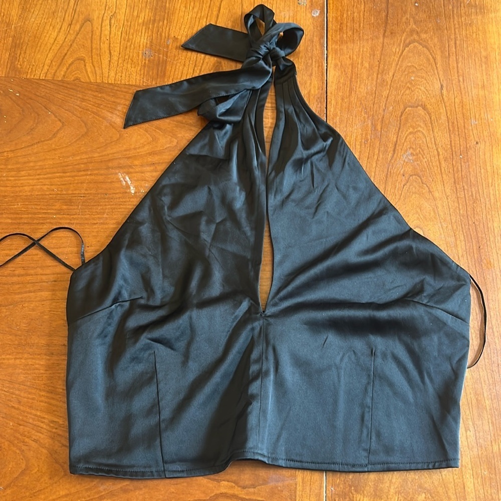 Abercrombie satin halter top black NWT